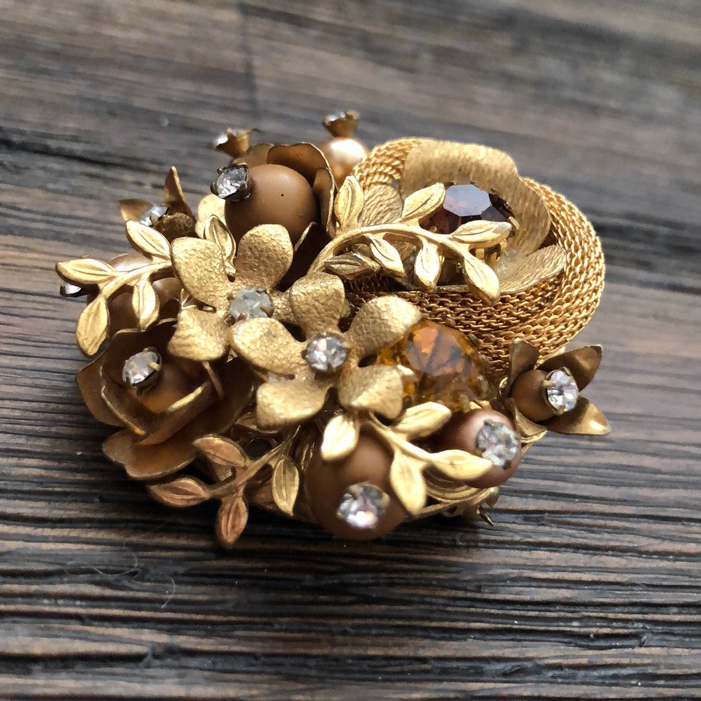 Gold Toned Flower Garden Brooch
